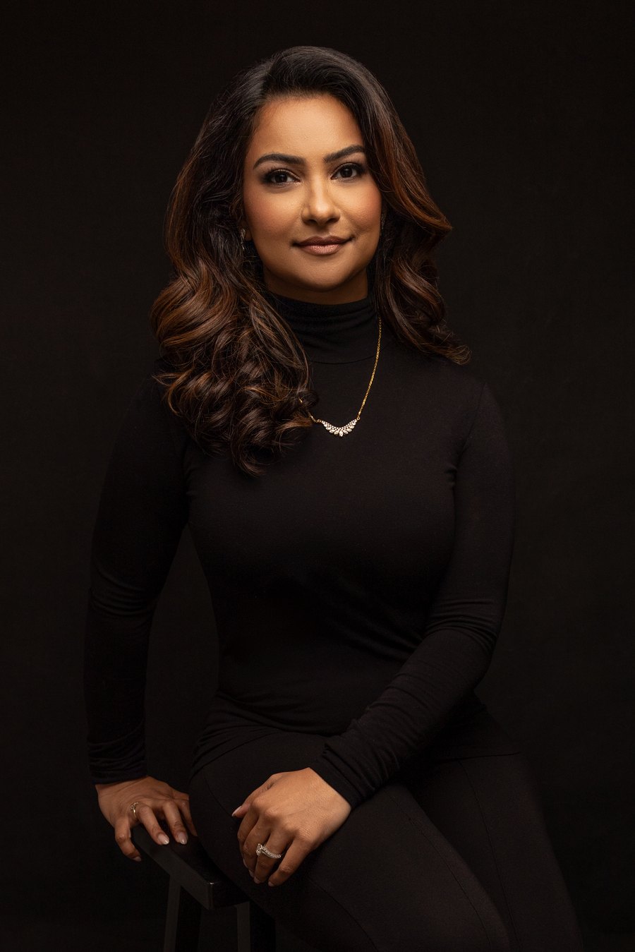 Portrait of Dr. Vandana Arcot, founder of Komselj